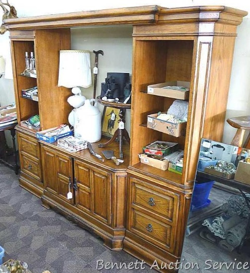 Six piece wooden shelving/cabinet unit with dovetailed construction on the 2 drawers in the middle