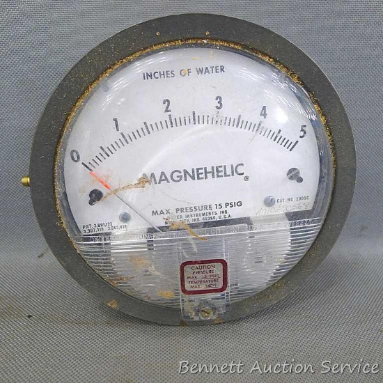 Magnehelic pressure gauge with box. Max pressure 15 PSIG, gauge about 4-3/4" wide.