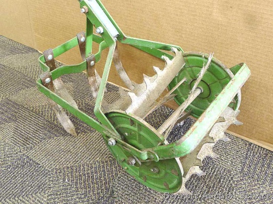 Vintage garden hand cultivator. Cultivator measures approx.. 49" x 18"