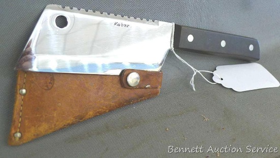 Kabar meat cleaver with leather case in great condition. Meat cleaver measures approx.. 9-1/2" x 2".