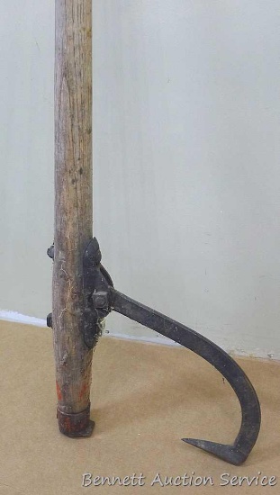 Cant hook is about 42" long.