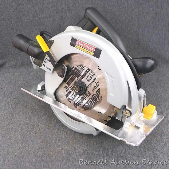 Craftsman Professional 7-1/4" circular saw, runs. Model 315.271080.