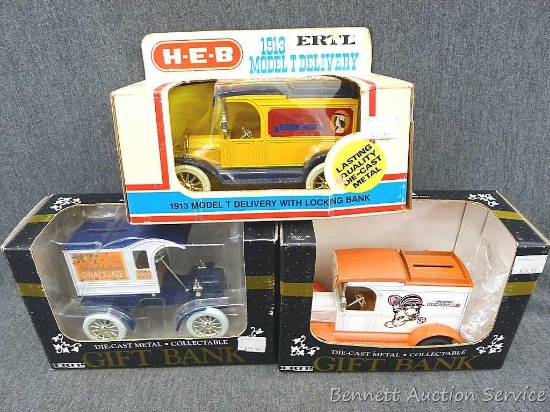 Three Ertl die cast coin banks include a 1913 Cincinnati Bengals car, 1992 graduate car, and a Class