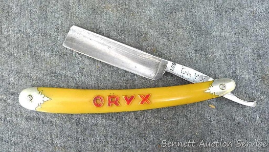 Oryx model 100 straight razor was made in Solingen, Germany by Anton Wingen Jr. Neat old razor in