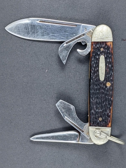 Western USA S-901 Stainless pocket knife is about 3-3/4" over body. Blades are all pretty tight,