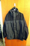 Stearns DryWear men's size Medium jacket is in great shape.
