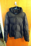 Men's size small Champion puffer-style jacket is in good condition.