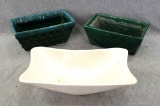 Hull USA A4 and other greenish planter contrast nicely with the off-white dish. Greenish ones about