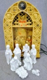 Pretty glass nativity complete set and light up nativity scene statue. Both pieces in good condition