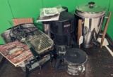 Located at alternate address in Prentice. Bunn 10 cup coffee maker with extra carafe, retro Regal