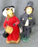 Two Byers' Choice The Carolers figures incl Christmas Carol Belle 2017 and Christmas Carol Young