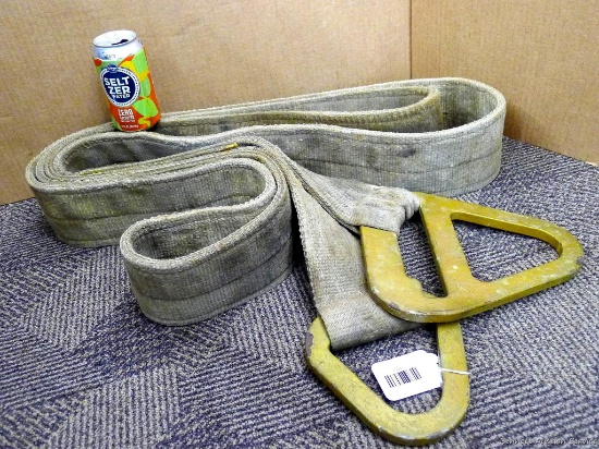 Wear-Flex sling is 17' long with 4" wide webbing.