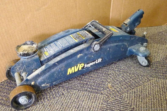 2-ton MVP Superlift floor jack, missing handle. Jack raises and lowers and has Speedy Lift feature.