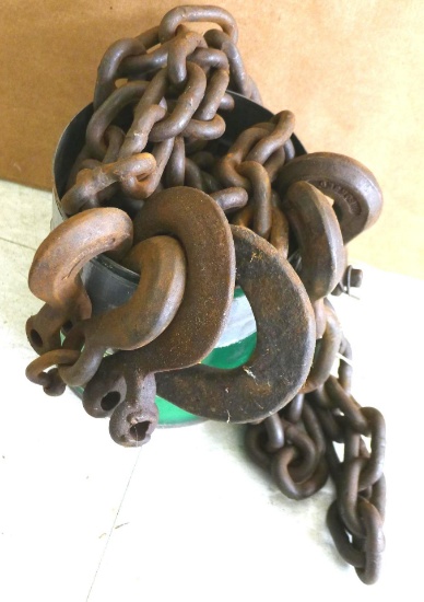 18' length of 3/8" chain has two grab hooks. One repair noted. Incl some extra chain hooks.