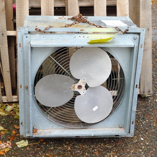 120 volt commercial/ agricultural exhaust fan. Housing is approx 2' square. Seller notes sounds good