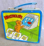 Aladdin Heathcliff by Gately 1982 metal lunch box. Measures 8'' x 7'' x 4'', pale in decent