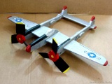 Biplane whirly-gig measures approx. 26