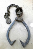 No. 59 swiveling ice tongs were made by DLT Co. Has 5/16