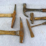 Rock or mountain climber's hammer with 13