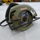 Craftsman circular saw, runs.