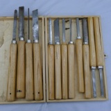 Cummins woodworking chisels and gouges, plus a few others. Wooden case is approx. 15