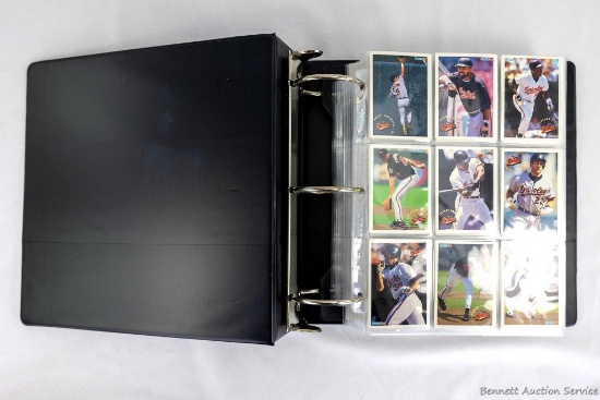 1994 Fleer Baseball Hand Collated Binder Set 1-720. Over 40 Hall of Famers in this set! Some of the