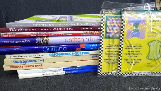 Friendship quilt and diamond pattern quilt templates, plus 11 books on quilting and more. Looks like