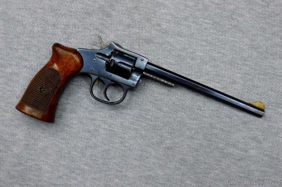 H&R Trapper Model .22 revolver for a collector or investor. Octagon barrel is 6" with a bright bore