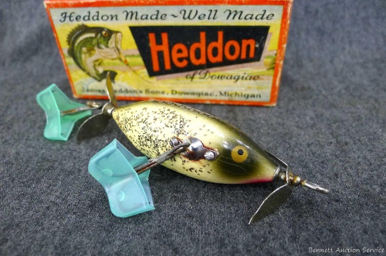 Vintage Heddon SOS Silver Flitter fishing lure with a Heddon Dowagiac box. Lure has some minor