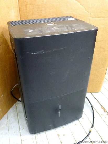 Nice General Electric dehumidifier, measures 15'' x 2'' x 11''. Was plugged in and runs