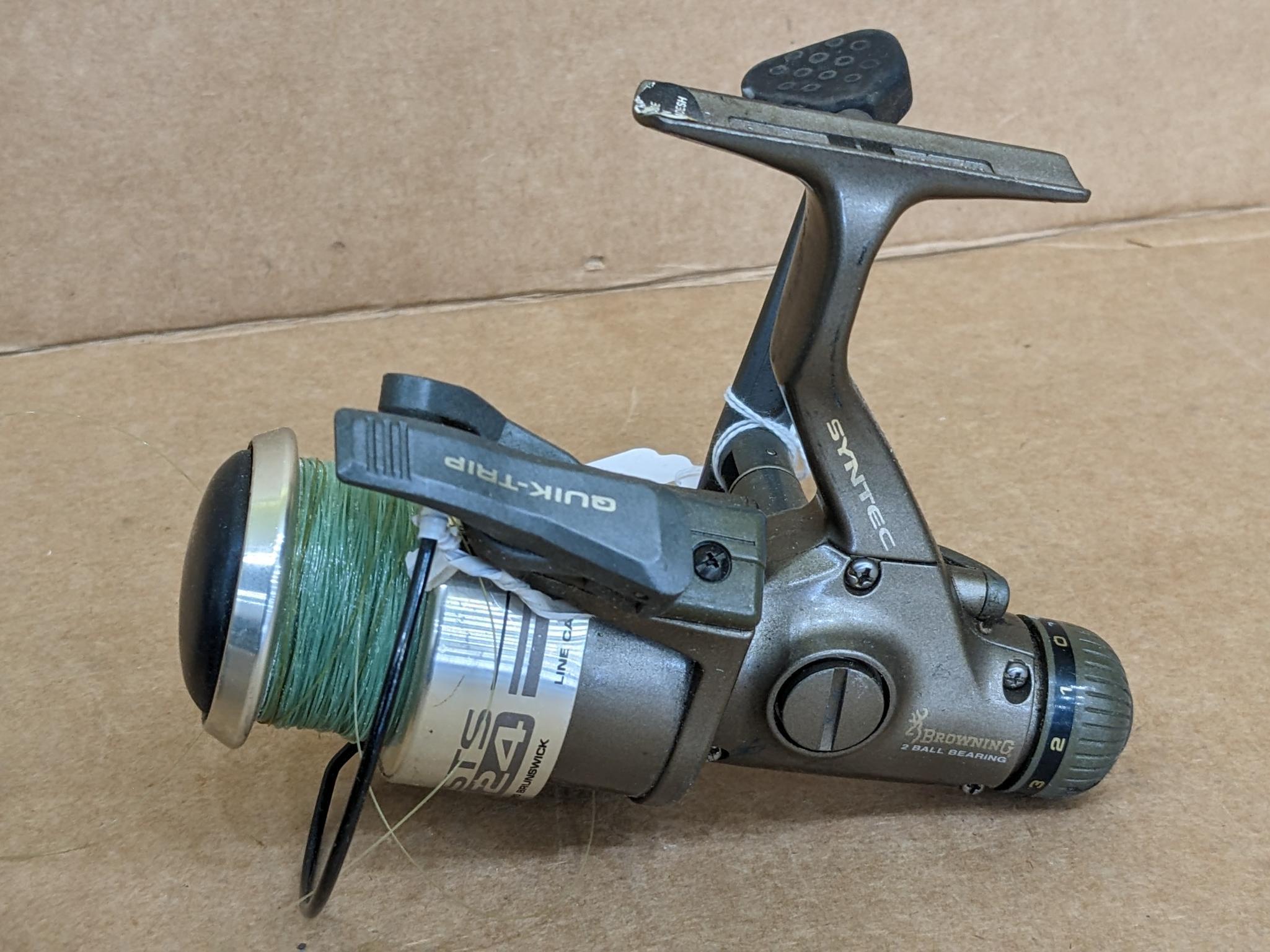 Two Browning Syntec 2-ball bearing fishing reels | Proxibid