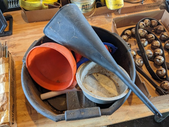 You've been putting off that oil change for quite some time now, this oil pan and funnels will help