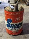 Vintage Lemans Snobil gasoline oil mixture can has nice colors and graphics. About 15-1/2