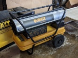 DeWalt 190,000 BTU kerosene forced air heater with box and manual. In very good condition, shows