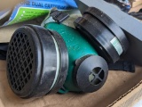 Astern dual cartridge respirator, appears to be in good working condition and it comes with an extra