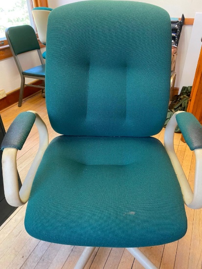 Chair, office, green/tan - w/arms