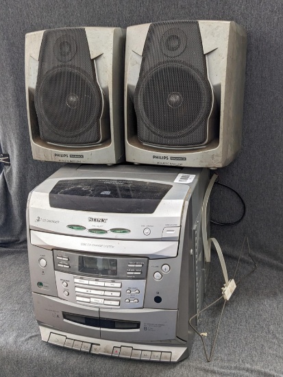 Sony cd and cassette player comes with two Phillips Magnavox speakers with Acoustic Bass Lens. Sony