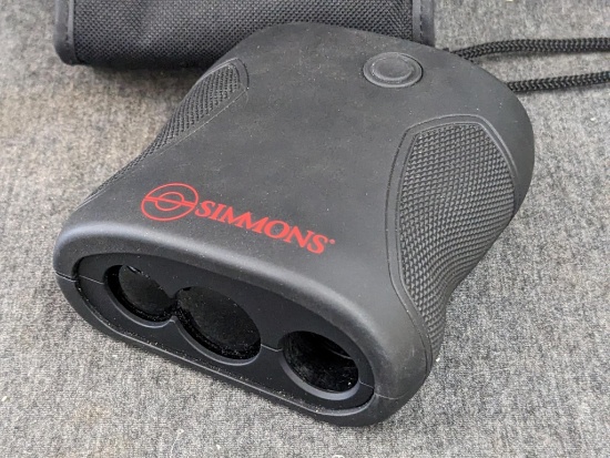 Simmons LFR 400 laser rangefinder with manual and case. Works and in good condition.