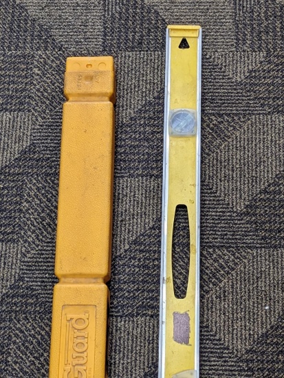 Stanley 4' level w/ good vials and windows, and a hard plastic case.