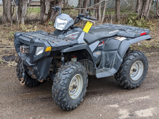 Polaris Sportsman 700 Twin AWD four wheeler with fuel injection, winch, cover, master electric