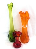 3 Eye-catching vases up to 14