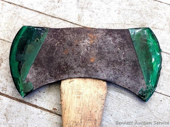 True Temper double bit axe has a 9-1/2" head and a 34" handle. Axe head has protective coating over