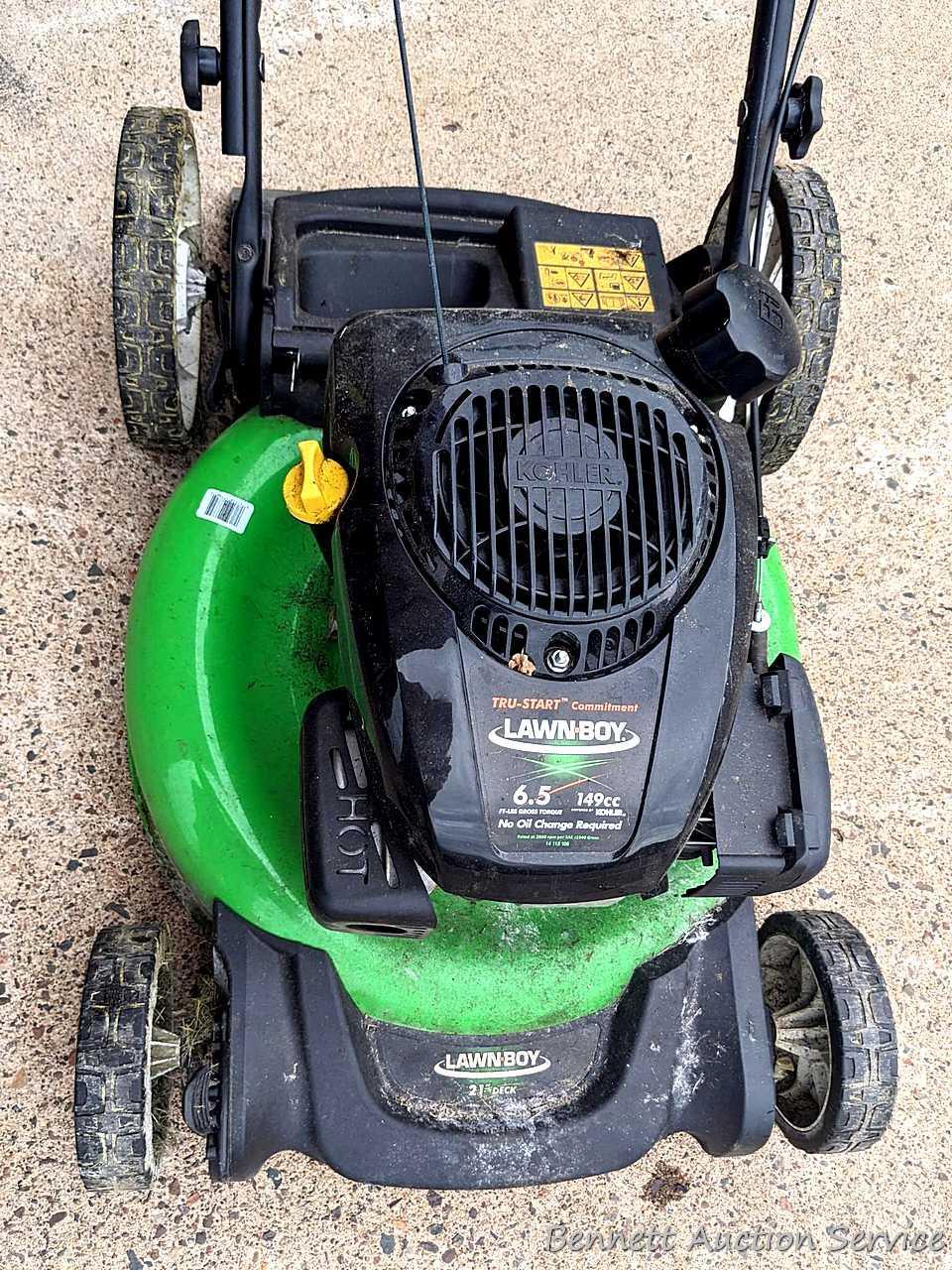 Lawnboy 21 deck lawn mower has a 149cc Kohler Proxibid