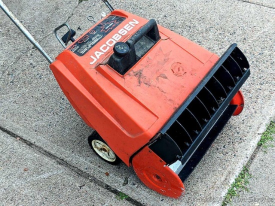 Jacobsen Sno-Burst snowblower has a 20" cut. Has compression but couldn't get it running, may be an