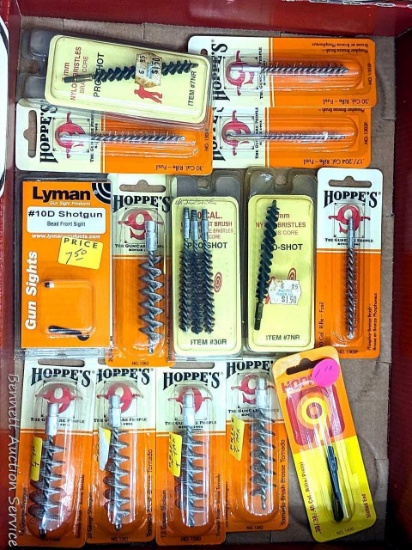 NIP Hoppe's 9 gun cleaning brushes and slotted end, plus Lyman shot gun bead front sight and