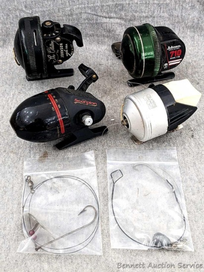 Vintage in newer fishing reels incl "The Citation" by Johnson, Johnson 710, Bronson Scout 902 and a
