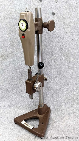 Chatillon Force Measurement press. Dial needle moves appropriately under force. Measures approx 22"