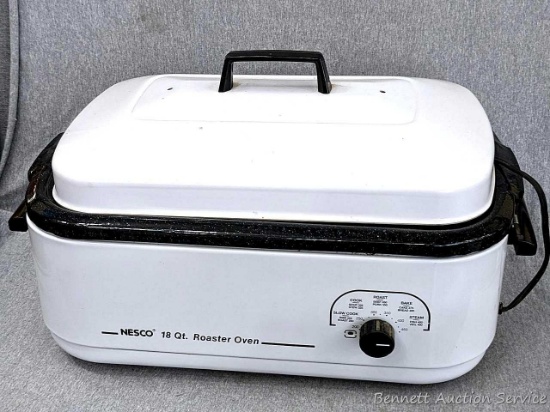 Nesco 18-qt Roaster Oven with manual.