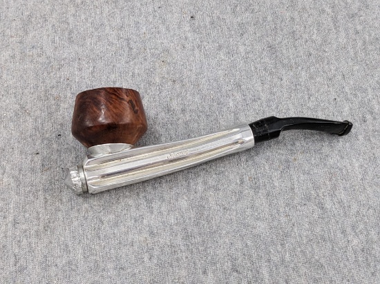 Made in the USA! Kirsten smoking pipe measures just over 5" long. Bowl is in good condition