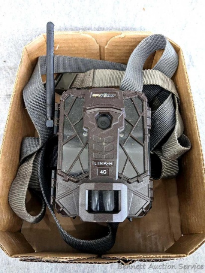 Spy Point Link-W 4G cellular game camera with straps appears in good condition. Untested.